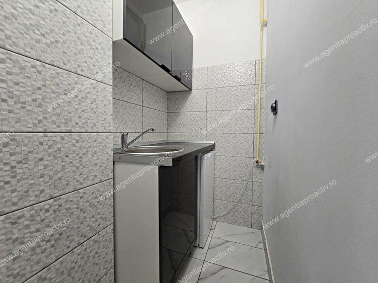 Garsonieră decomandată în Țiglina 1