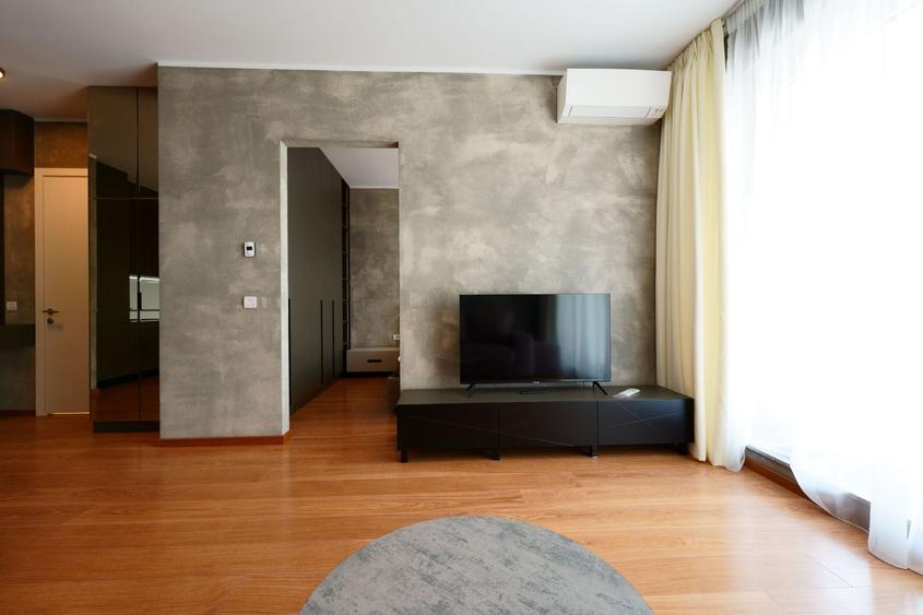 Apartament cu 2 camere semidecomandat, mobilat în Agronomie
