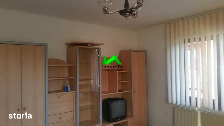 Apartament cu 3 camere decomandat în Țiglari
