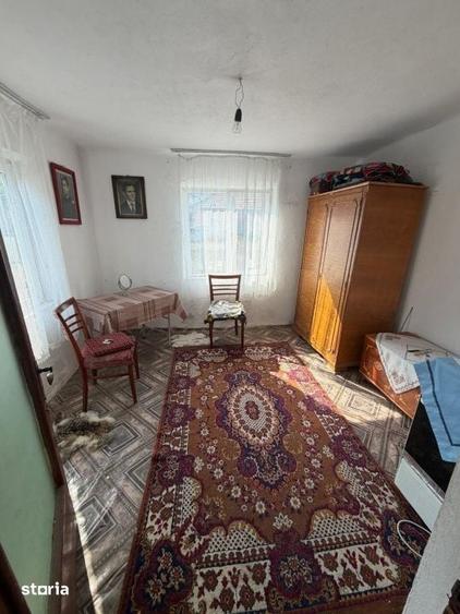 Casă cu 2 camere cu Teren 500 Mp în Central