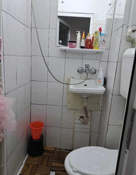 Garsonieră decomandată în Exercițiu