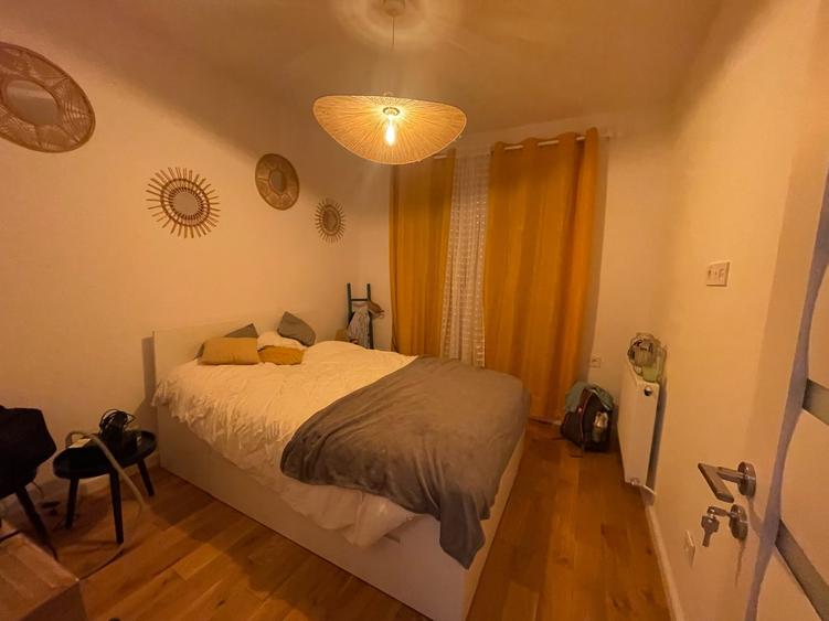 Apartament cu 2 camere semidecomandat, mobilat în Florești