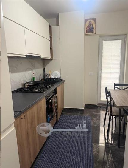 Apartament cu 3 camere decomandat în Păcurari