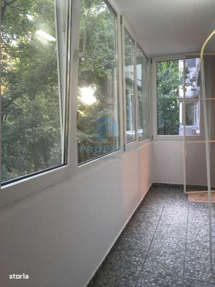 Apartament cu 4 camere în Costin Georgian