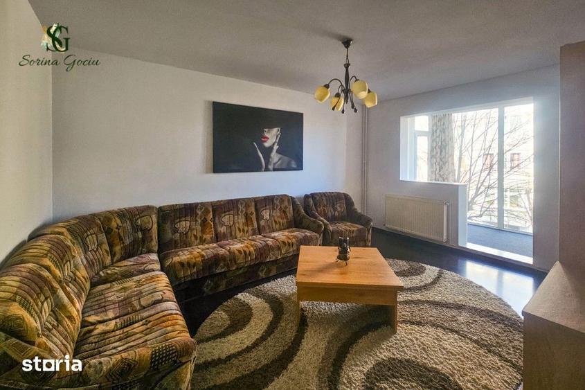 Apartament cu 3 camere decomandat, mobilat în Tractorul