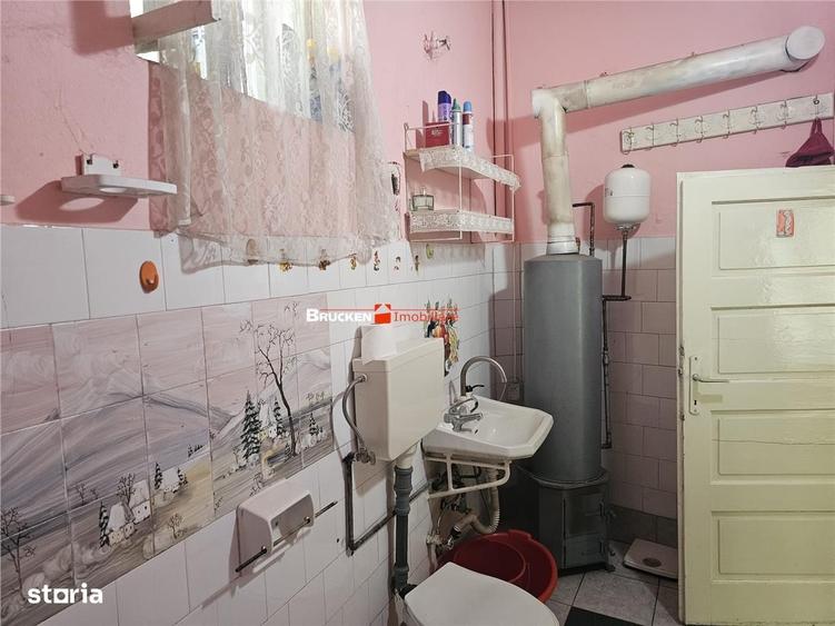 Casă cu 3 camere în Central