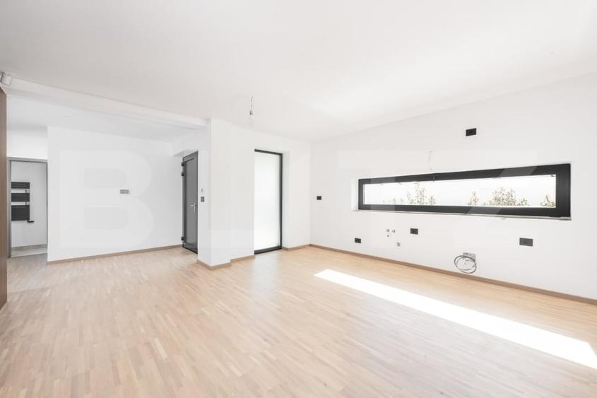 Duplex cu 4 camere cu Canalizare în Dumbrăvița
