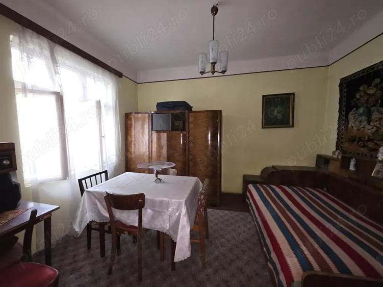 Casă cu 3 camere cu Teren 348 Mp în Central