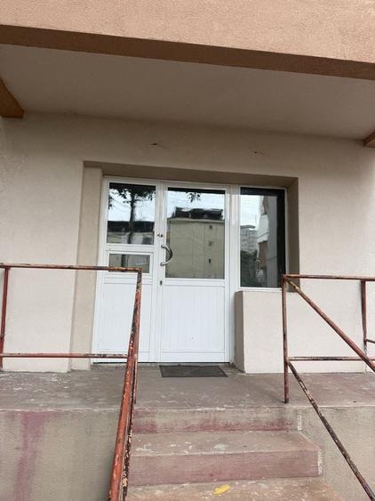 Spațiu comercial, de 18 mp, în Plopilor