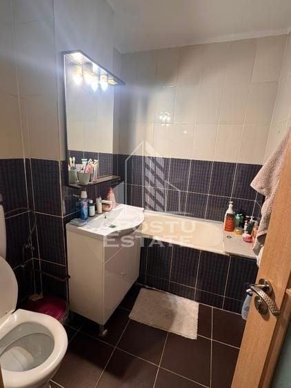 Apartament cu 2 camere decomandat în Lipovei