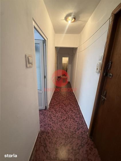 Apartament cu 2 camere decomandat în Inel I