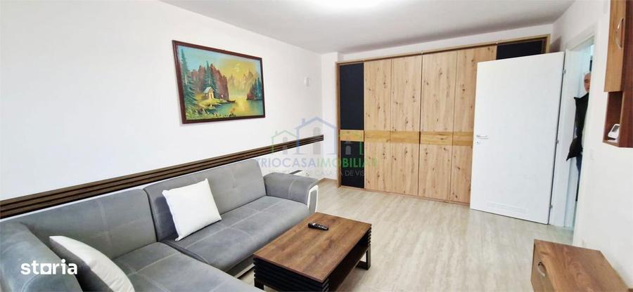 Apartament cu 2 camere decomandat în 1 Mai