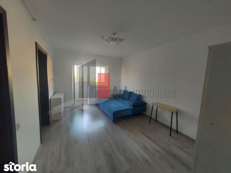 Garsonieră în Apărătorii Patriei
