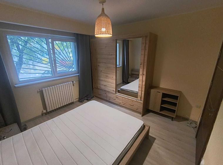 Proprietar vand apartament 2 camere, decomandat, zona Petre Ispirescu - Dumbrava Noua - 8