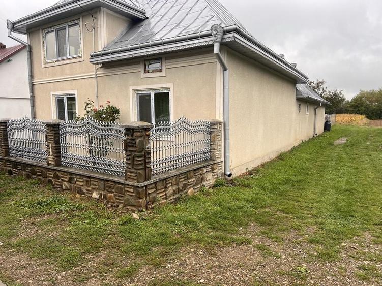Casă cu 4 camere în Marginea