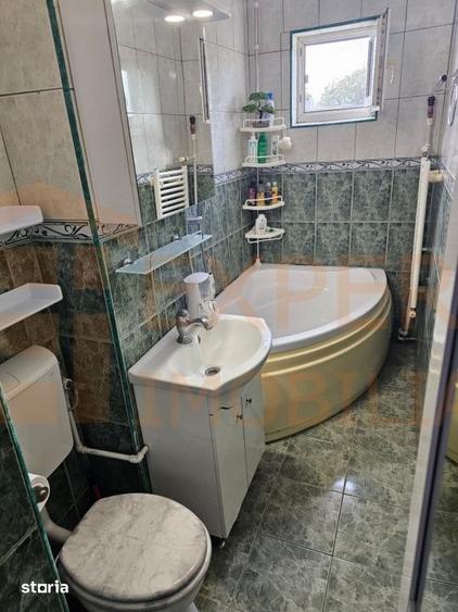 Apartament cu 2 camere semidecomandat, mobilat în Boema