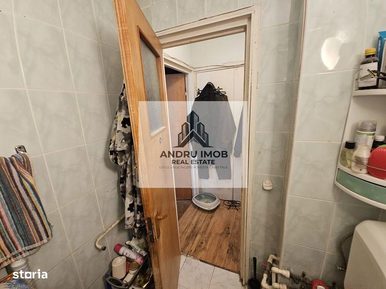 Apartament cu 3 camere semidecomandat în Dristor