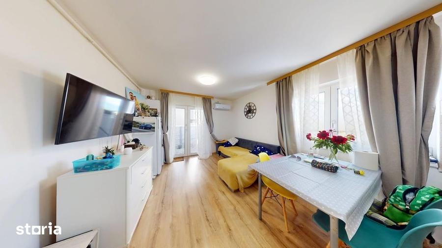 Apartament cu 2 camere semidecomandat în Turnișor