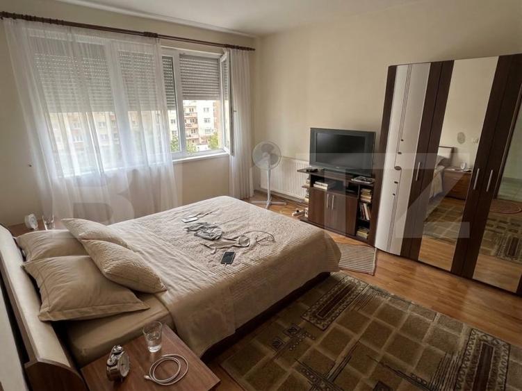 Apartament cu 2 camere semidecomandat, mobilat în Florești