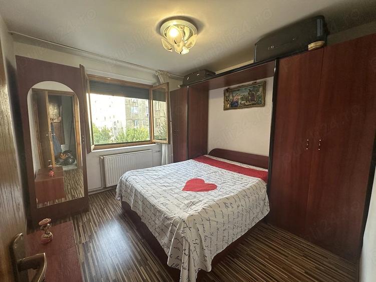 Apartament cu 2 camere decomandat în Crângași