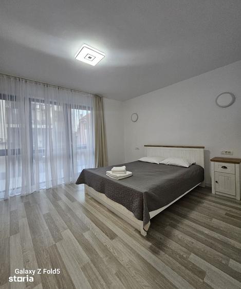 Apartament cu 3 camere decomandat în Iosia
