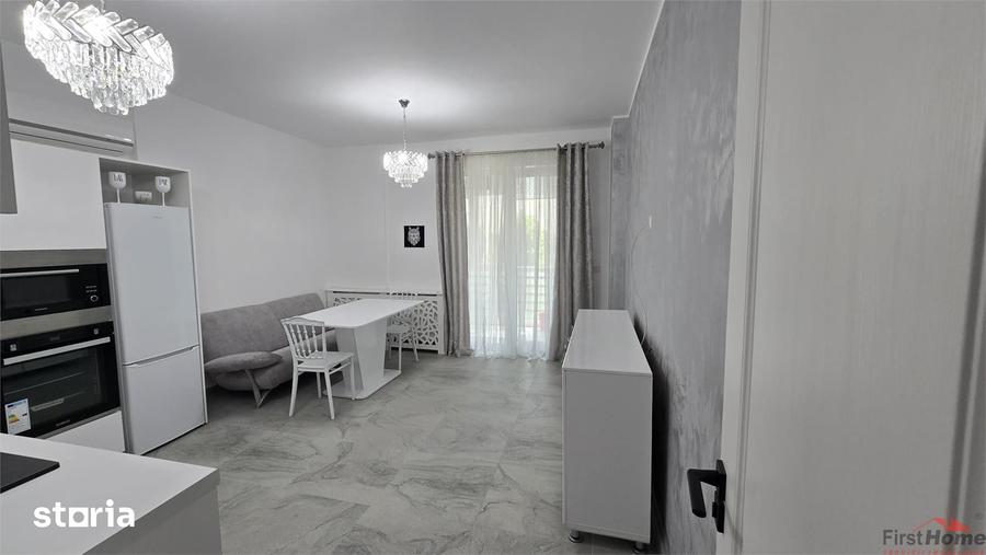 Apartament cu 3 camere, mobilat în Sud