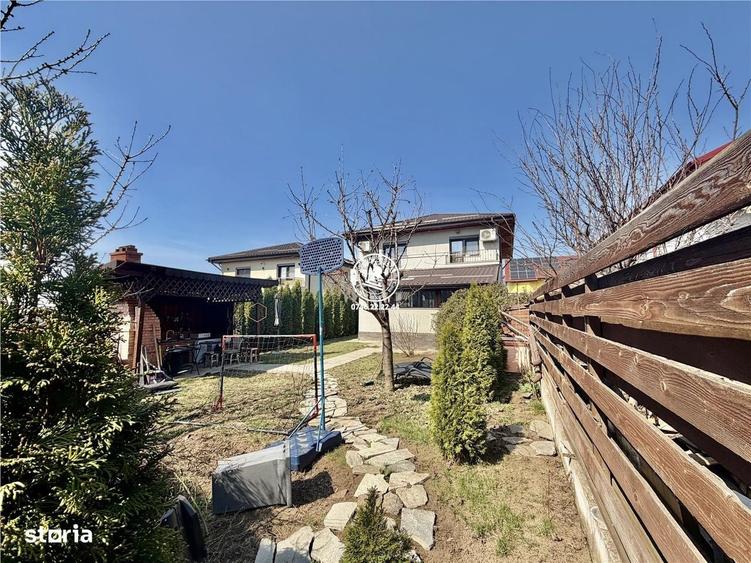 Casă cu 4 camere în Balciu