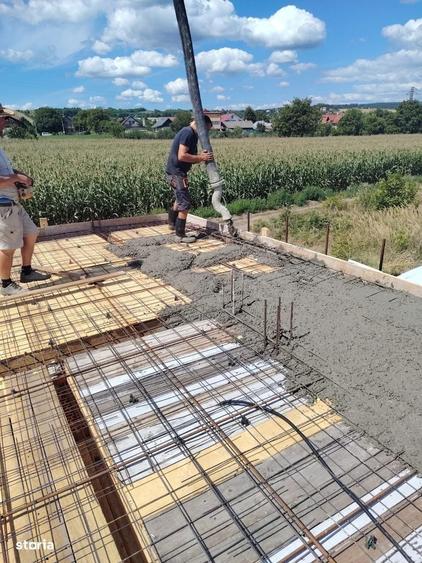 Casă cu 4 camere cu Teren 400 Mp în Mărgineni