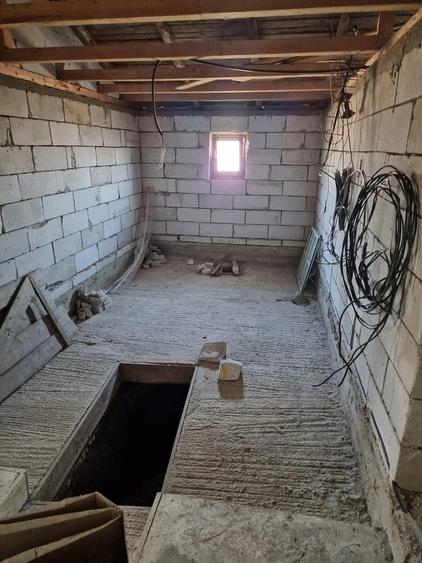 Casă cu Teren 16 Mp în Central