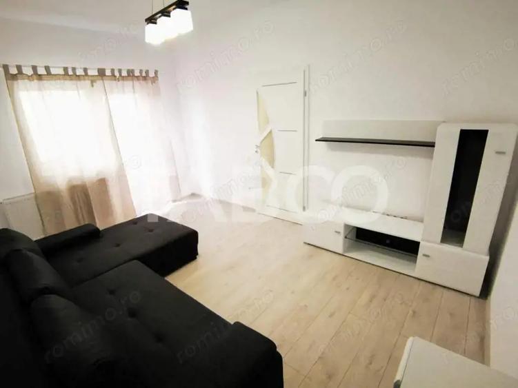 Apartament cu 4 camere decomandat, mobilat în Tineretului