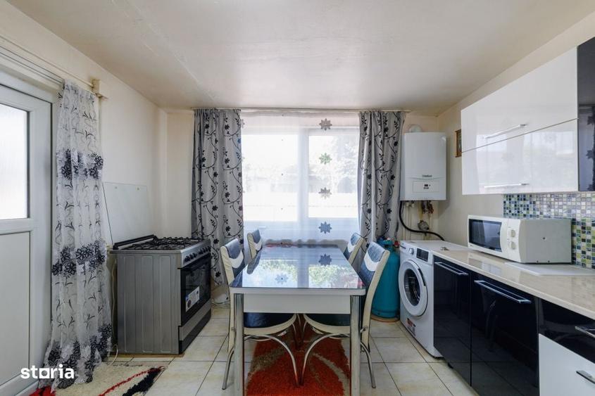 Casă cu 2 camere în Central