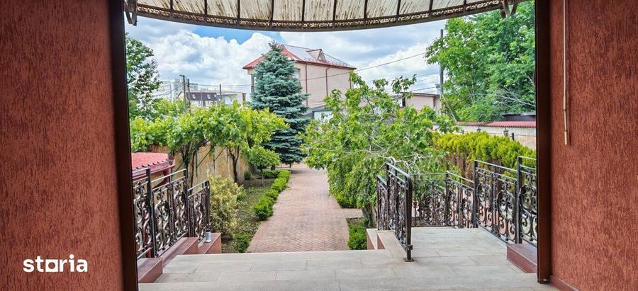 Casă cu 7 camere cu Piscina în Ferentari