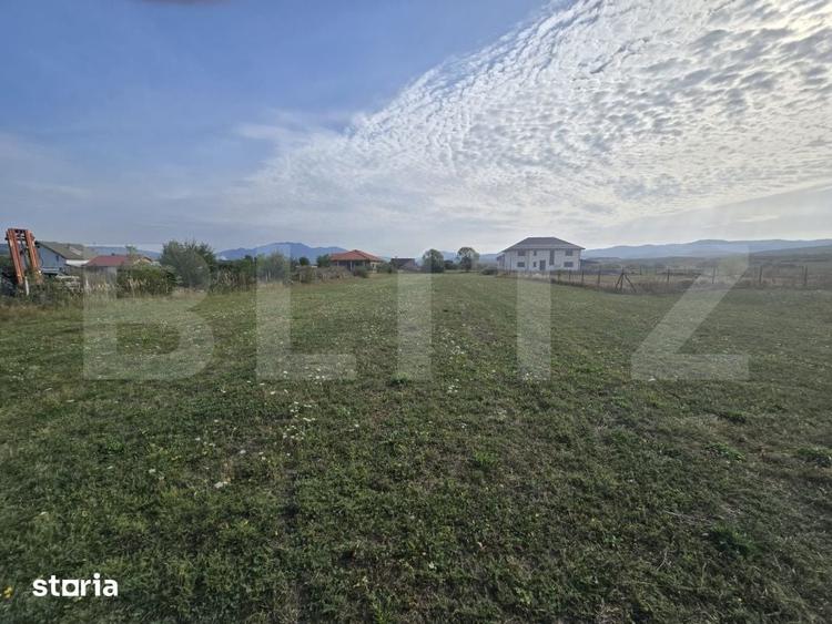 Teren extravilan, 1.913 mp, zona Livezile - 1