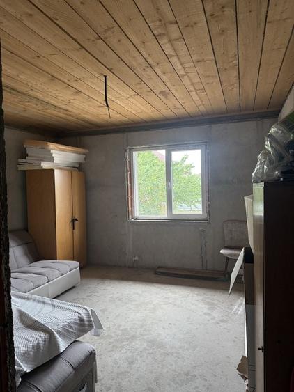 Casă cu 3 camere în Livada de Bihor
