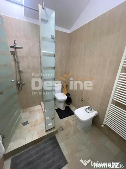 Casă cu 6 camere cu Teren 968 Mp în Păulești