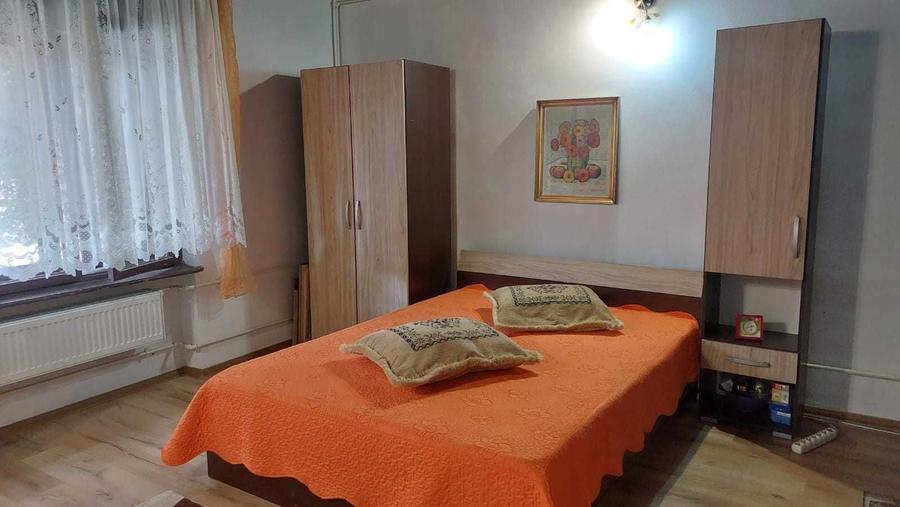 Casă cu 3 camere în Ginta