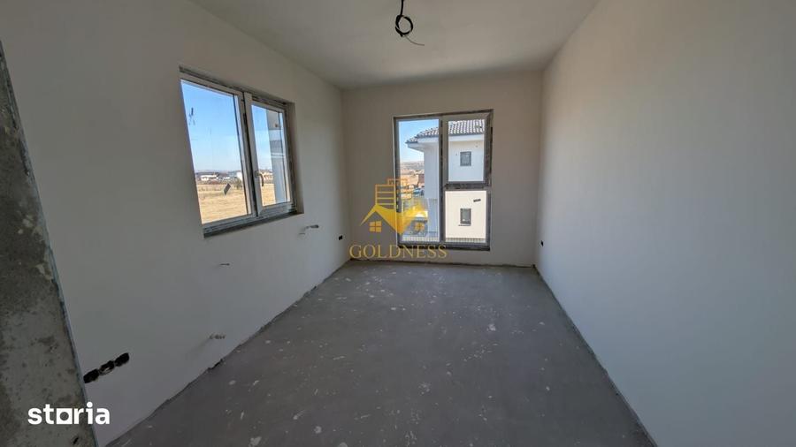 Casă cu 4 camere cu Teren 470 Mp în Jucu
