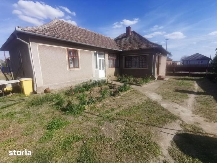 Casă cu 3 camere cu Teren 110 Mp în Pișcolt