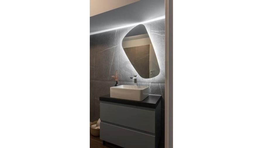 Apartament cu 2 camere semidecomandat, mobilat în Bucureștii Noi