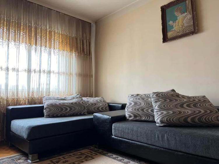 Apartament cu 3 camere decomandat în Decebal