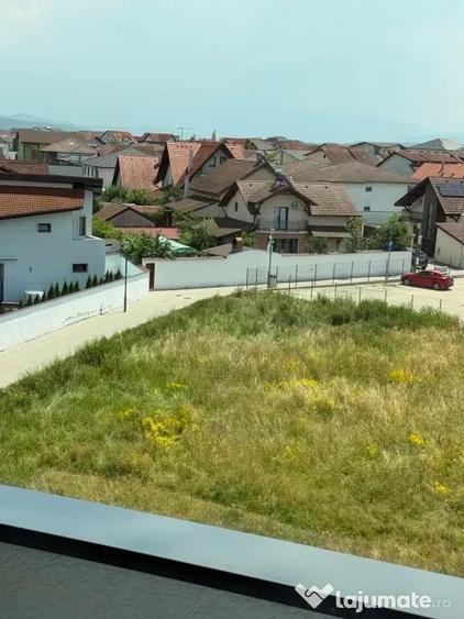 Apartament cu 2 camere semidecomandat în Șelimbăr