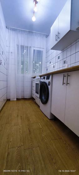 Apartament cu 2 camere semidecomandat în Cișmigiu