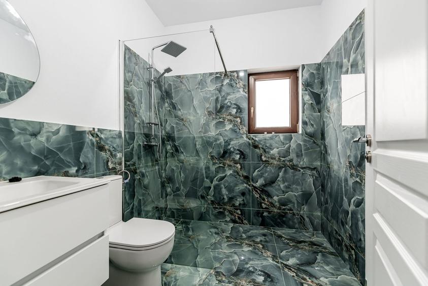 Casă individuală cu 4 camere cu Canalizare în Vladimirescu