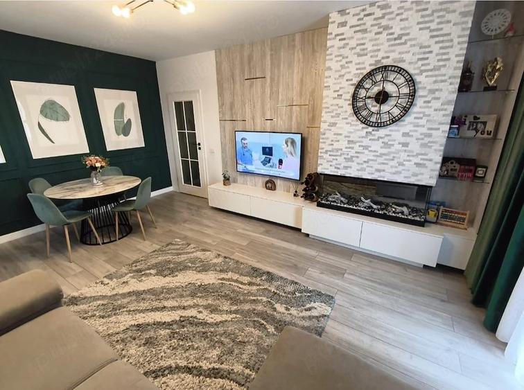 Apartament cu 3 camere decomandat în Metalurgiei