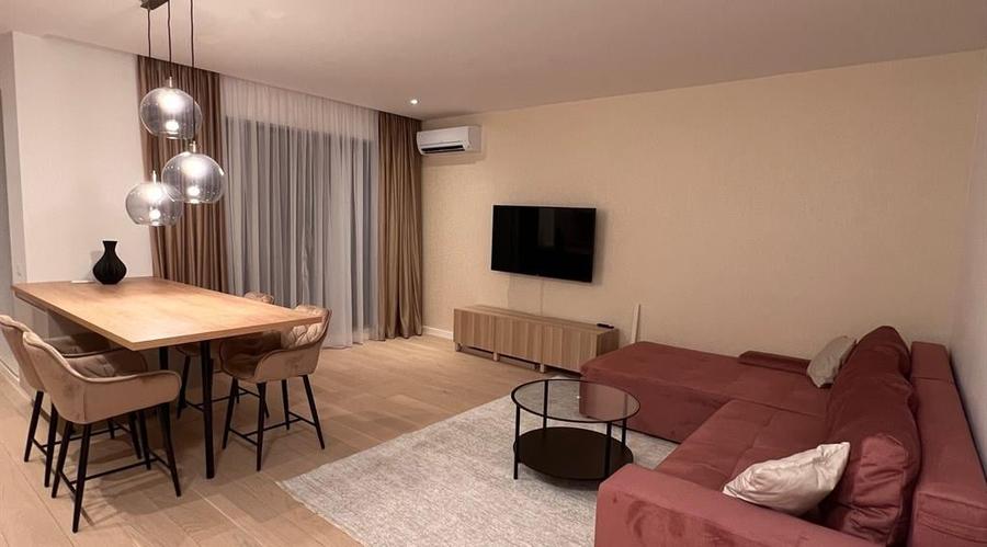 Apartament cu 2 camere decomandat în Pipera