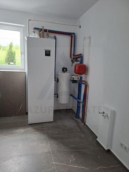 Casă individuală cu 4 camere cu Canalizare în Șelimbăr