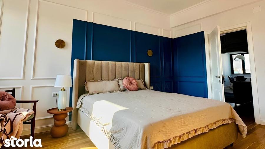 Apartament cu 4 camere decomandat, mobilat în Victoriei