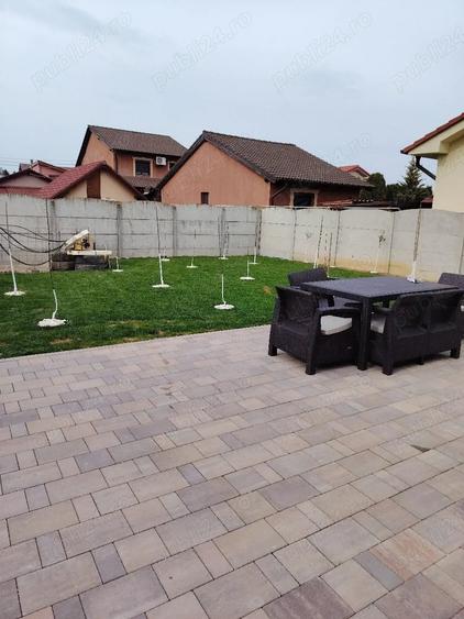 Casă cu Teren 430 Mp în Plopi
