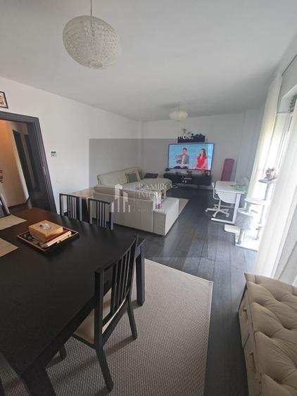 Apartament cu 3 camere decomandat în Dobroești