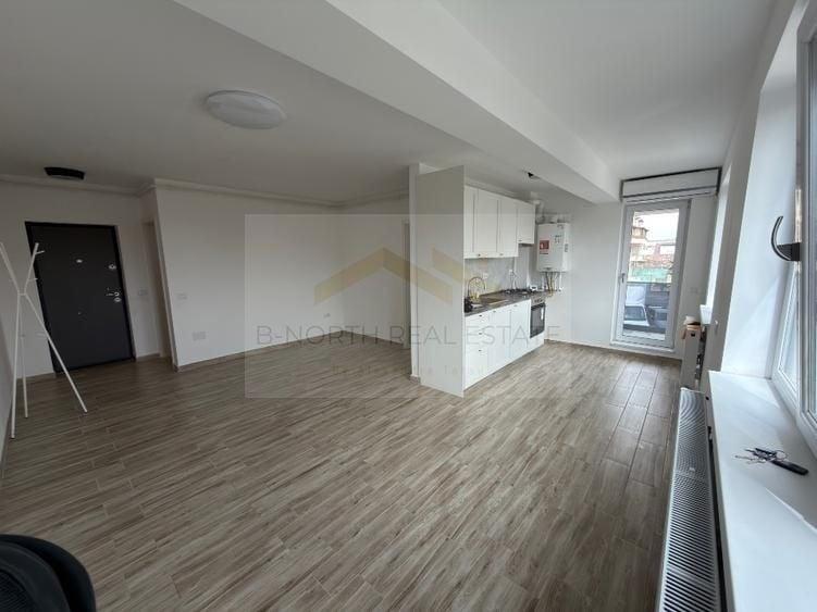 Apartament cu 2 camere semidecomandat în Olteni